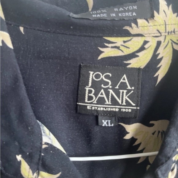 Jos. A. Bank Black and Gold Palm Print Men's Shirt - Picture 3 of 4